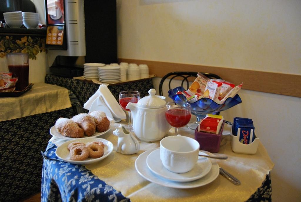 Hotel Margaret Rome Bagian luar foto