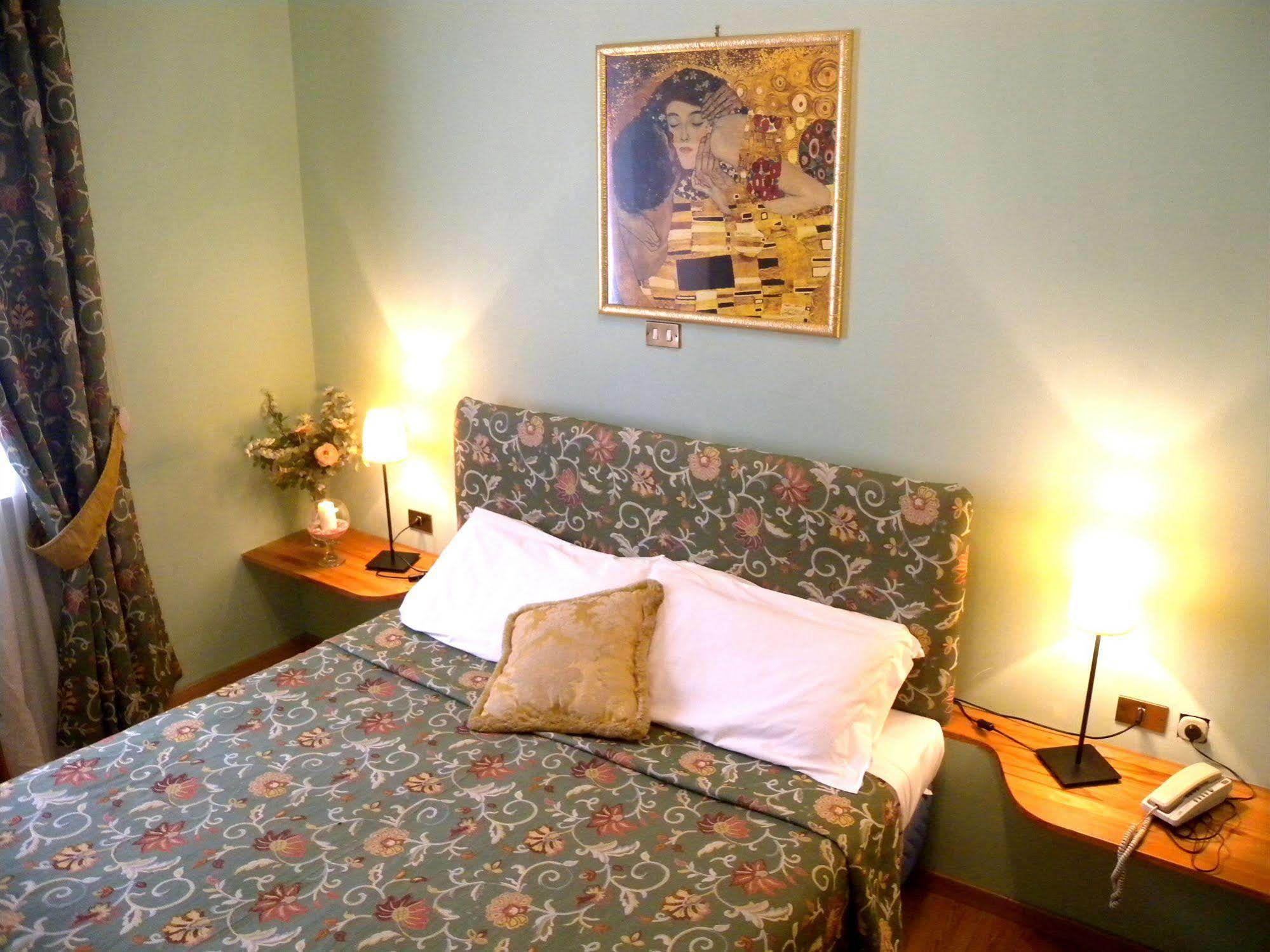 Hotel Margaret Rome Bagian luar foto